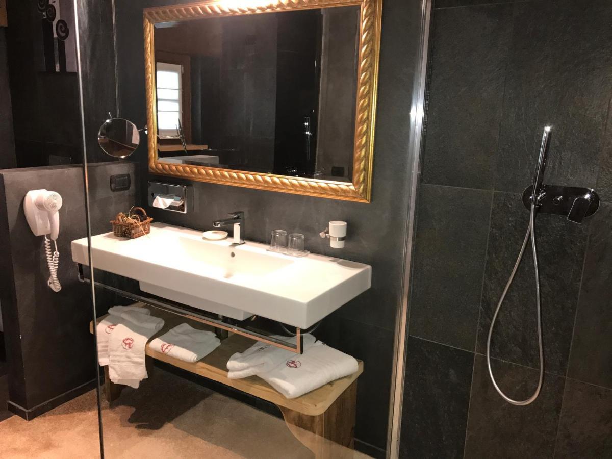 Relais Du Chateau Blanc La Thuile Luaran gambar