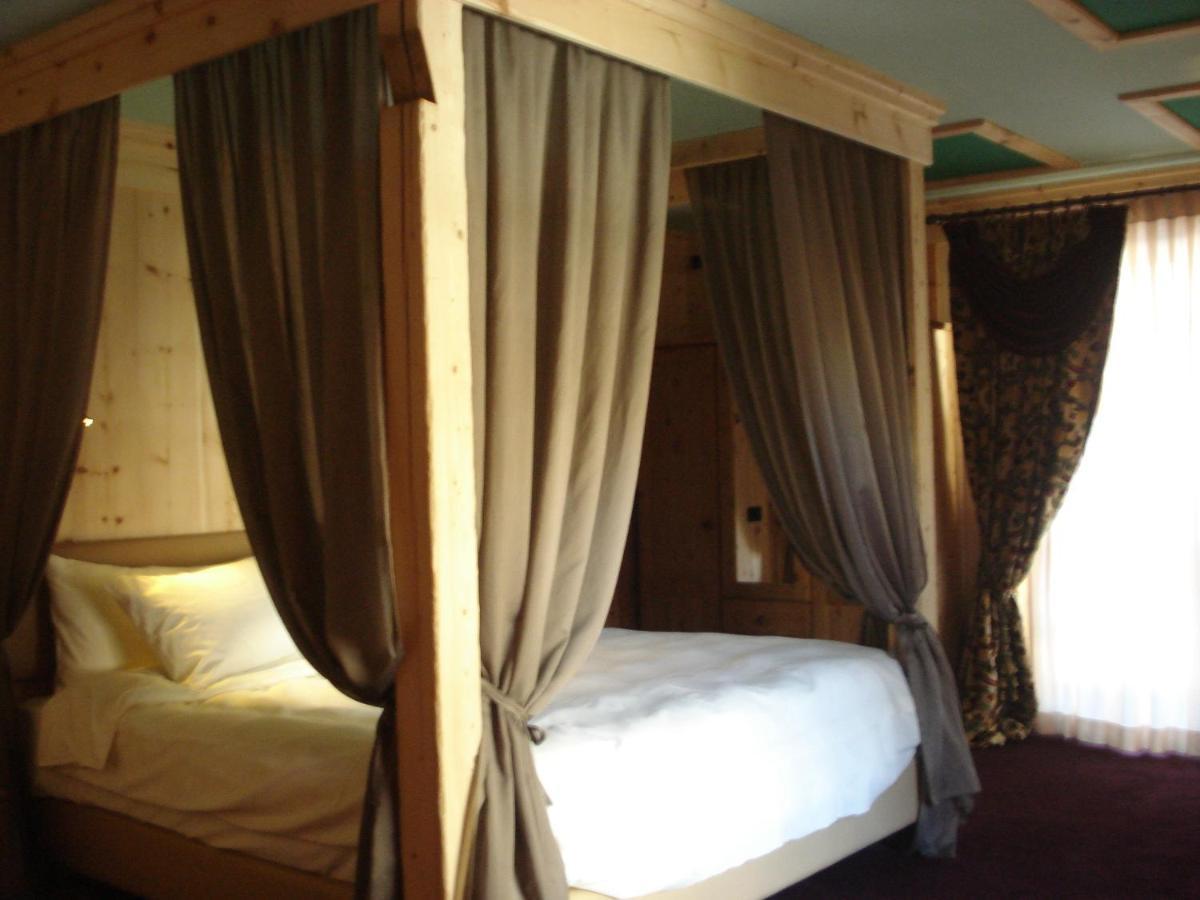 Relais Du Chateau Blanc La Thuile Luaran gambar