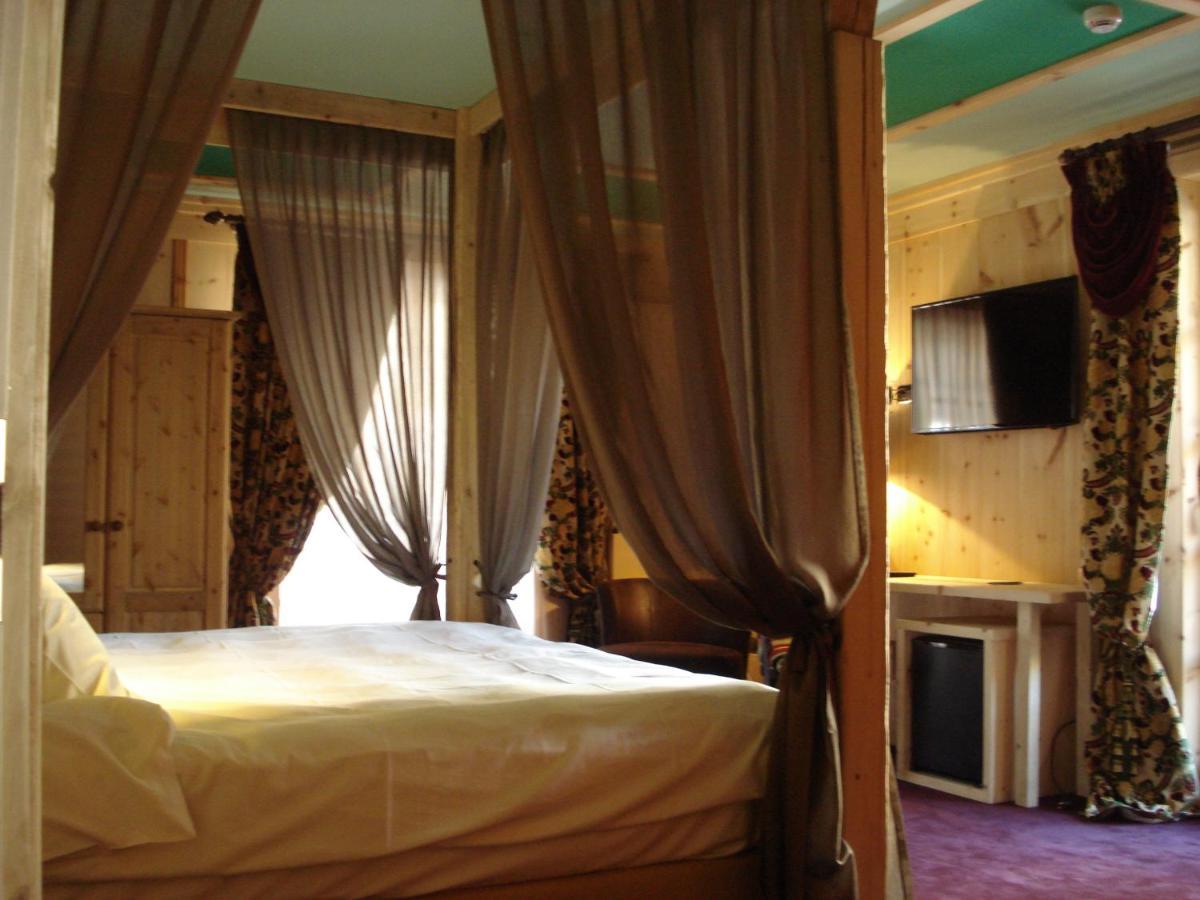Relais Du Chateau Blanc La Thuile Luaran gambar